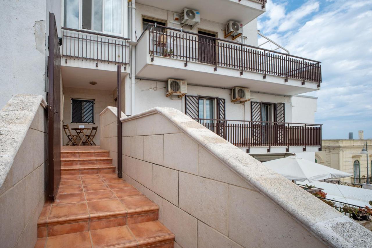 Апартаменти Wepuglia - Casa Sul Ponte Поліньяно-а-Маре Екстер'єр фото