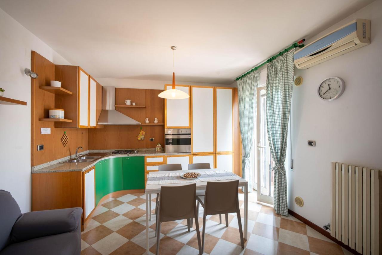 Апартаменти Wepuglia - Casa Sul Ponte Поліньяно-а-Маре Екстер'єр фото