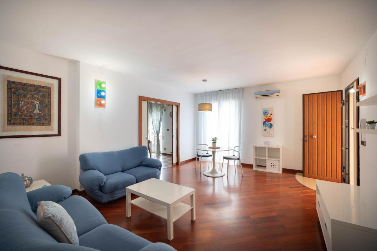 Апартаменти Wepuglia - Casa Sul Ponte Поліньяно-а-Маре Екстер'єр фото